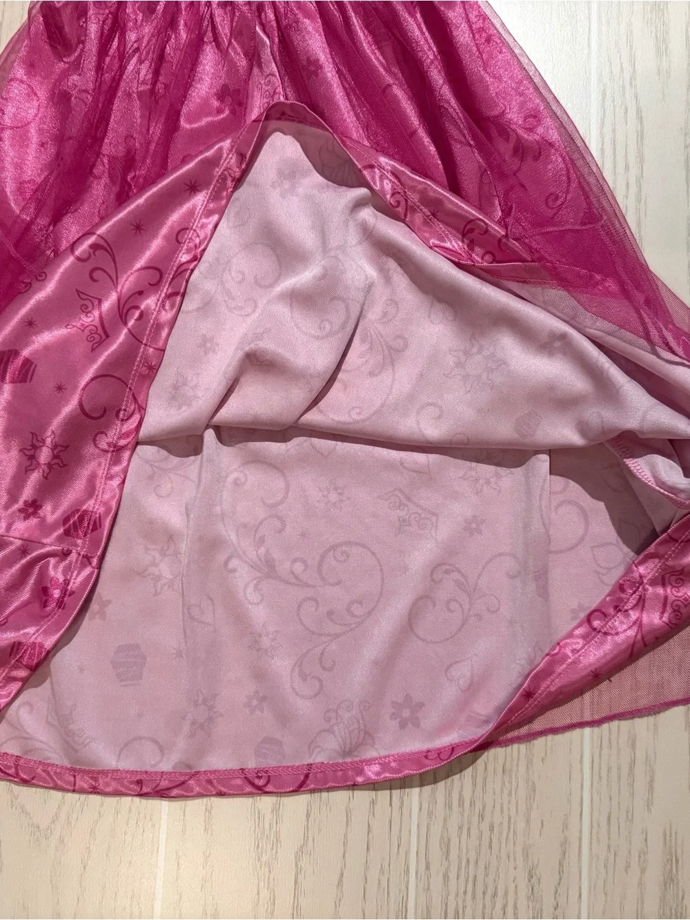 Disney Princess Rapunzel Pink Tulle Nightgown Girls Size 4/5 - Picture 5 of 8